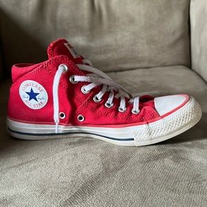 Converse All Star Mid Top, Red, size 8 in women’s